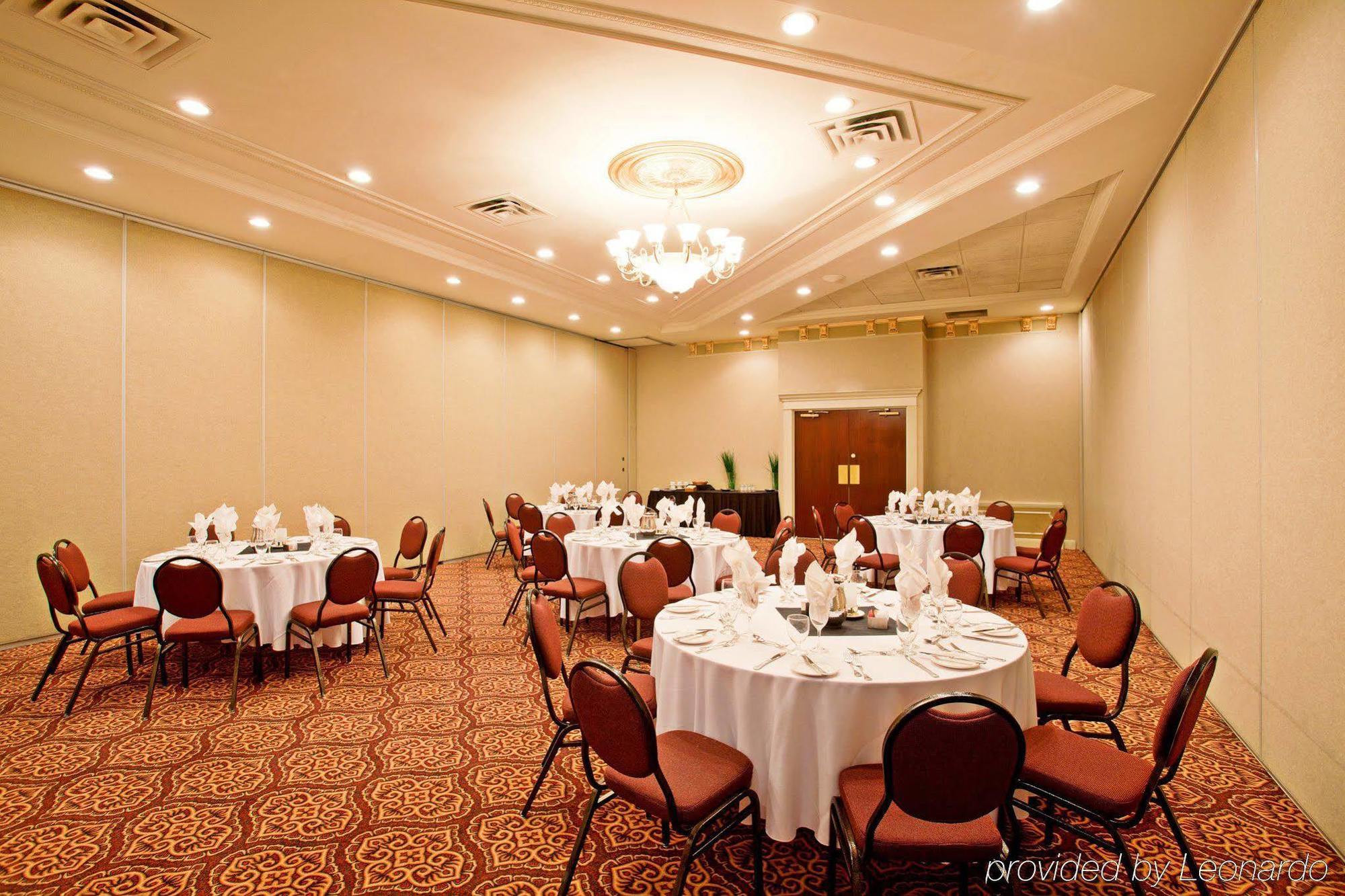 Holiday Inn Conference Centre Edmonton South By Ihg Exterior photo